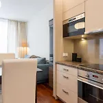 Central Warsaw Apartment - Great Location- Warsaw Stays - Stawki